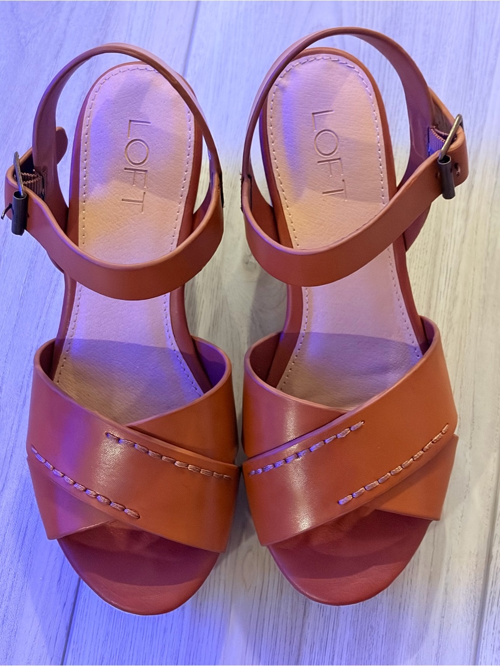 LOFT Women's Brown Leather Wedge Sandle